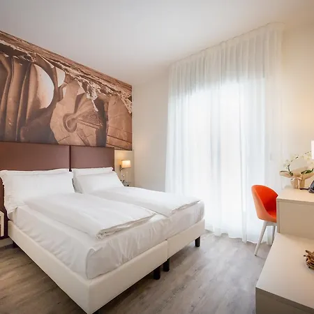 Casa Costiera Hotel