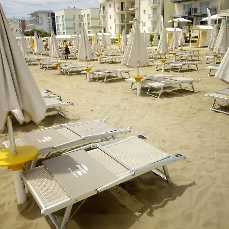 Hotel Casa Costiera 2*