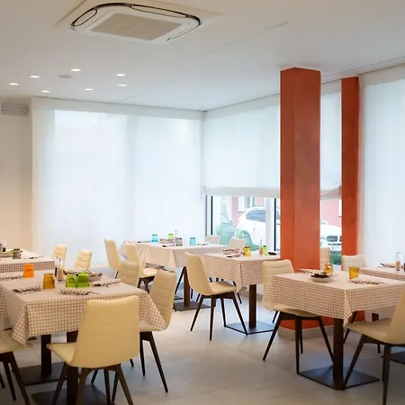 Hotel Casa Costiera 2*