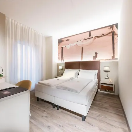 Hotel Casa Costiera 2*