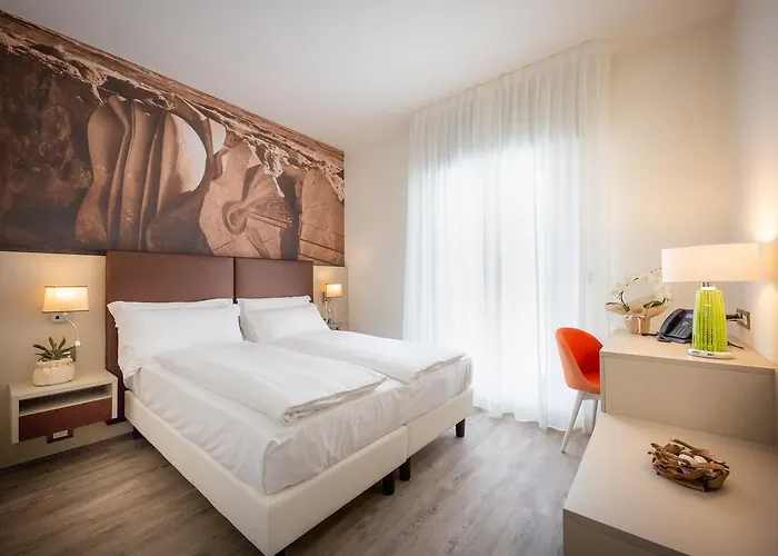 Casa Costiera Hotel