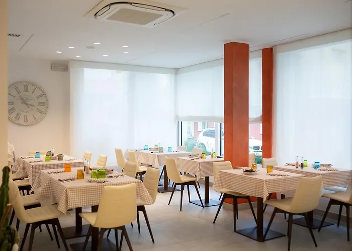 Hotel Casa Costiera 2*