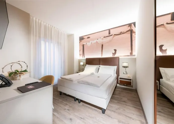 Hotel Casa Costiera 2*
